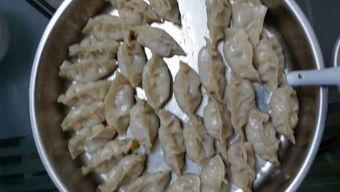 吃哈吃哈密瓜上火吗,哈密瓜美味却易上火？揭秘夏日消暑水果的“双面性”